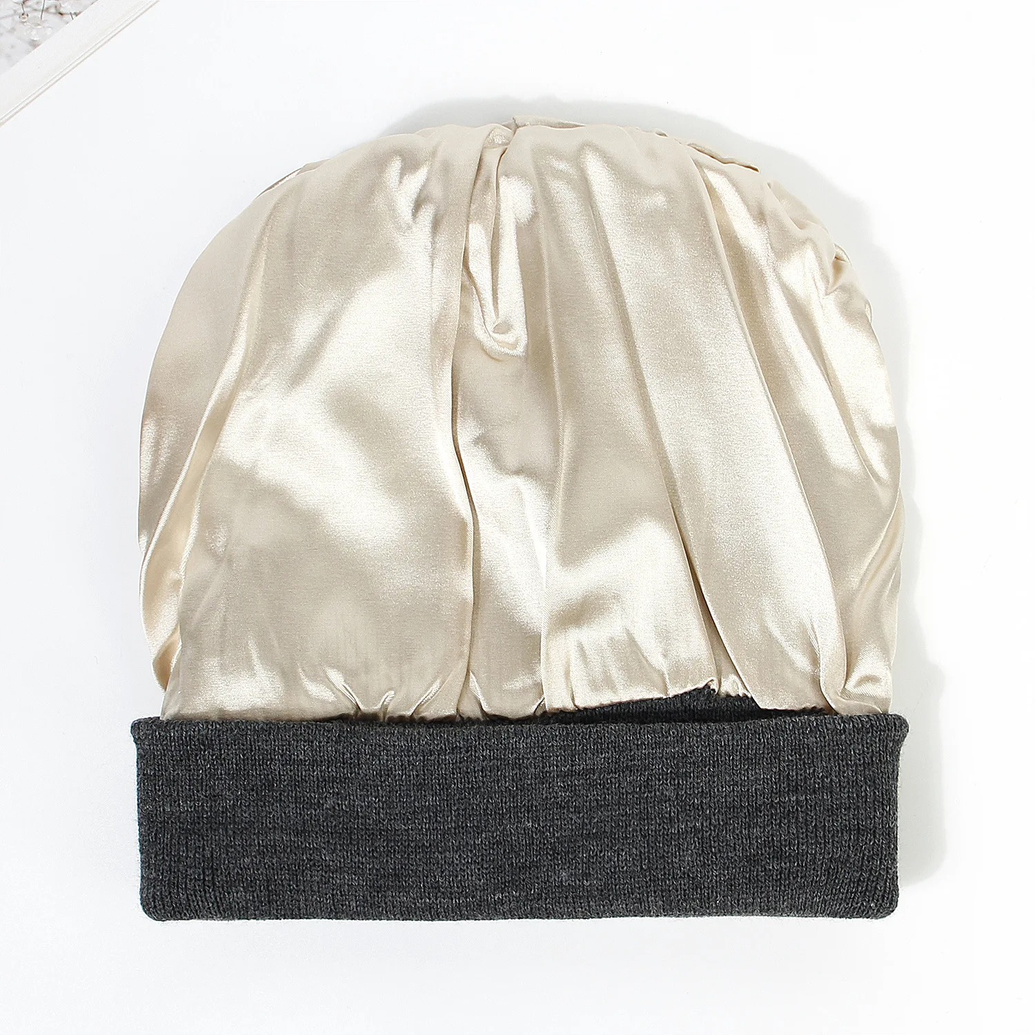 Winter Silk Lining Beanie, Unisex Anti Static Hat, Slouchy Warm Cuffed Skullies, Satin Lined Hair Cover Sleep Cap