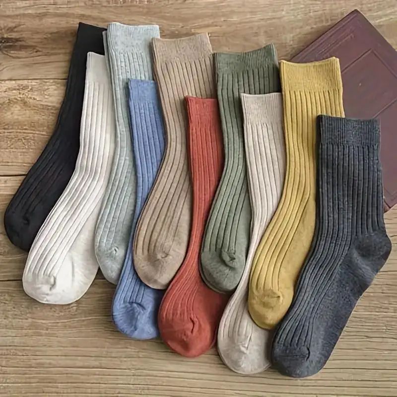 Mixed Color Striped Comfort Crew Socks