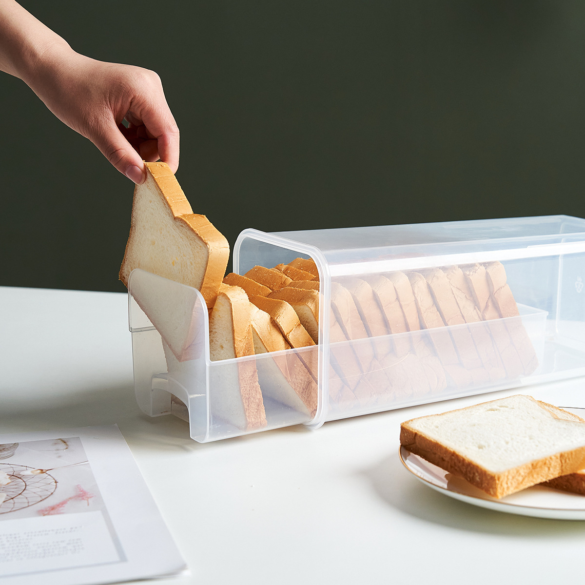 Bread Saver Box with Lid Clear Airtight Loaf Container for Sandwich and Homemade Bread Tall Bread Storage