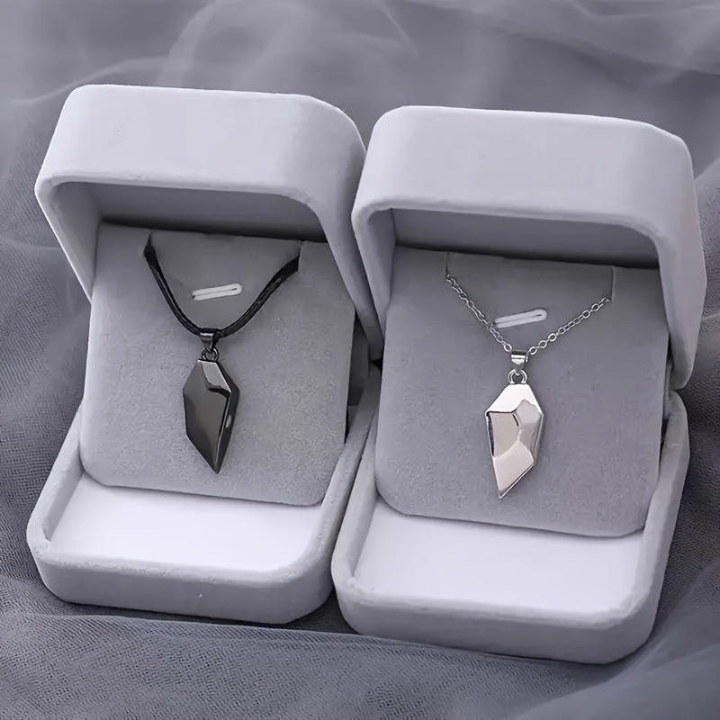 Magnetic Heart Couple Pendant Necklace Electrocardiogram Good Simple Quality Pendant Splicing Necklace Valentine's Day