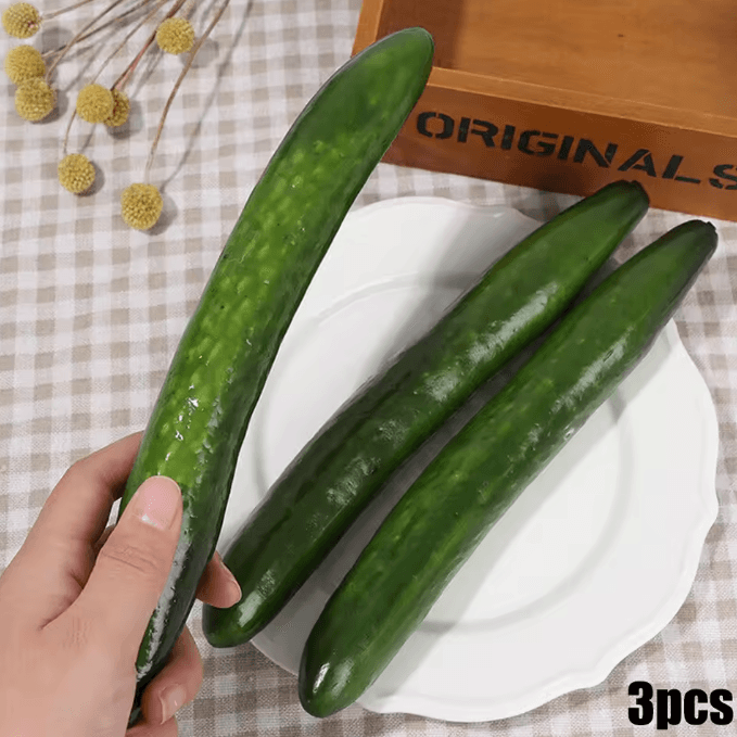 3-Piece Realistic Artificial Cucumber Set – Lifelike Vegetable Props for Kitchen & Home Decor