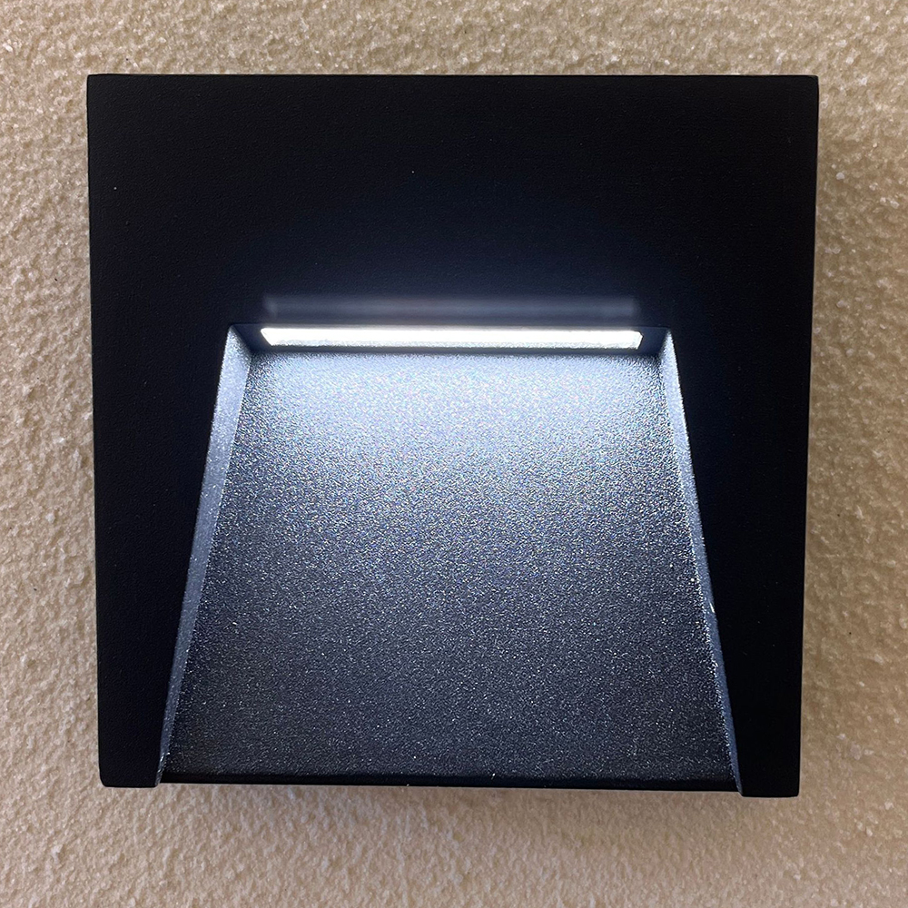 Waterproof LED Surface Mounted Light, Universal Wall Lamp for Outdoor Garage, Basement, Ramp, Passage, Entrance Step