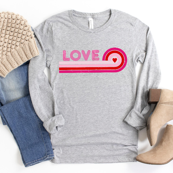 Retro Love Valentines Day Shirt | Heart Graphic Tee Women Vintage Style Cute Romantic Outfit