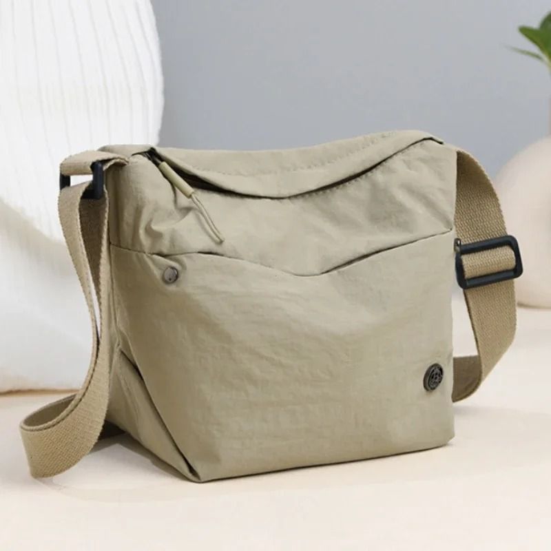 Ladies Fashion Nylon Messenger Bag Spacious Lightweight Daily Use