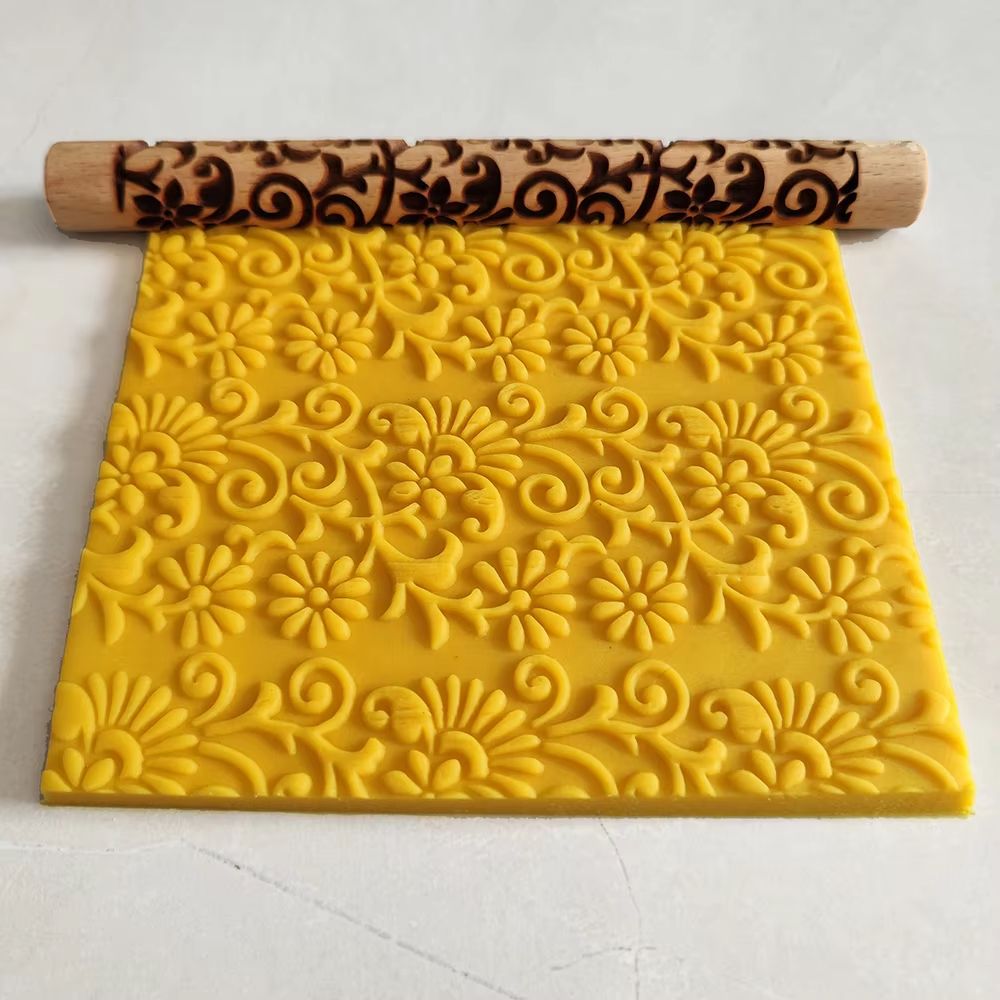 Flower Design Wooden Embossed Rolling Pin – Natural 3D Baking Tool for Cookies, Fondant & Pastry