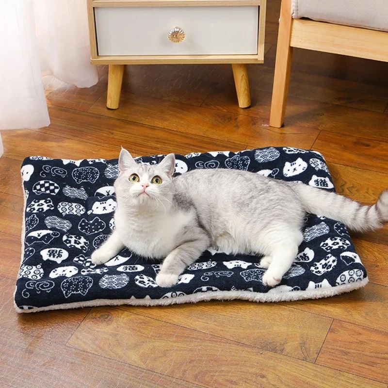 Soft Flannel Pet Sleeping Mat