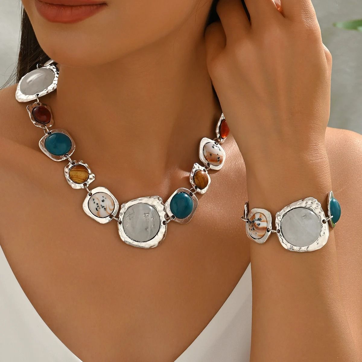 Colorful Geometric Jewelry Set with Chunky Necklace and Bracelet