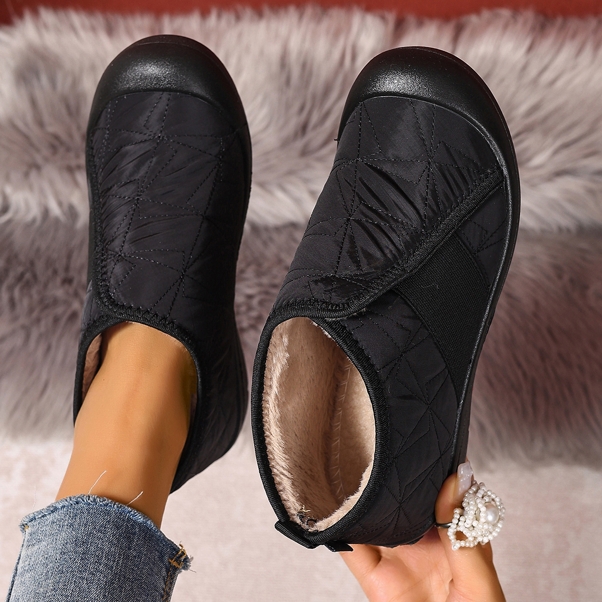 Lightweight Plush Warm Womens Snow Boots, Simple Cotton Winter Shoes for Comfort & Style