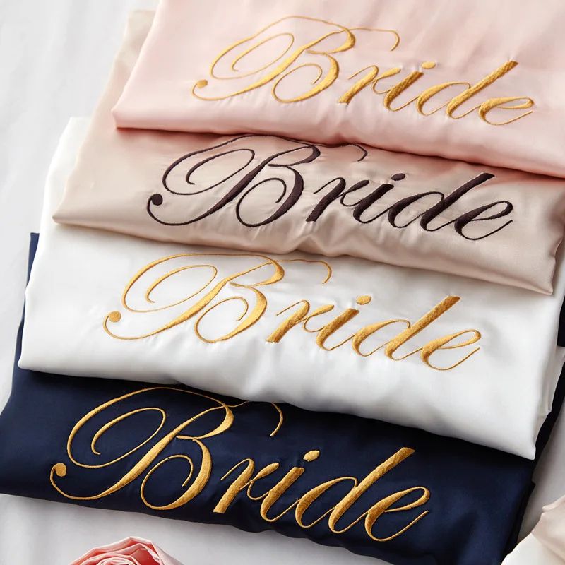 Elegant Floral Bridal Robe for Bride and Bridesmaids, Short Kimono Sleepwear