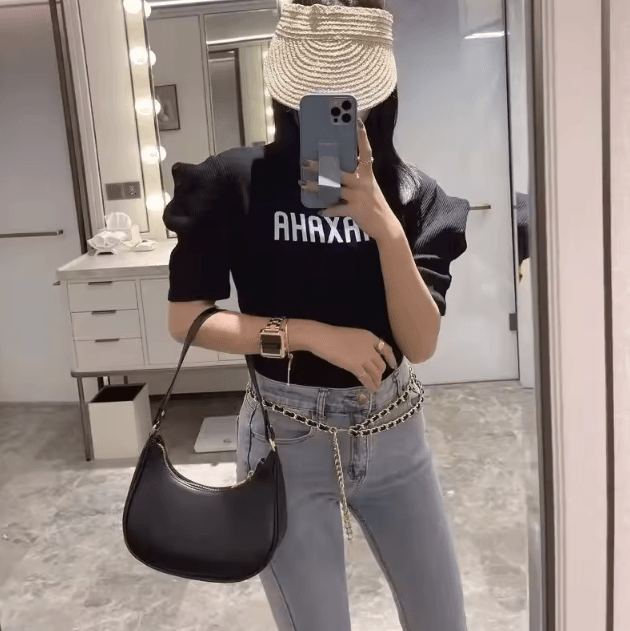 Fashionable Underarm Womens Shoulder Bag Soft PU Leather Trendy Square Handbag