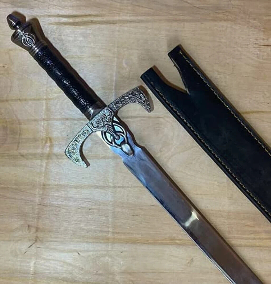 CUSTOM HANDMADE FORGED DAMASCUS STEEL VIKING SWORD WITH WOOD & BRASS HANDLE WITH SHEATH