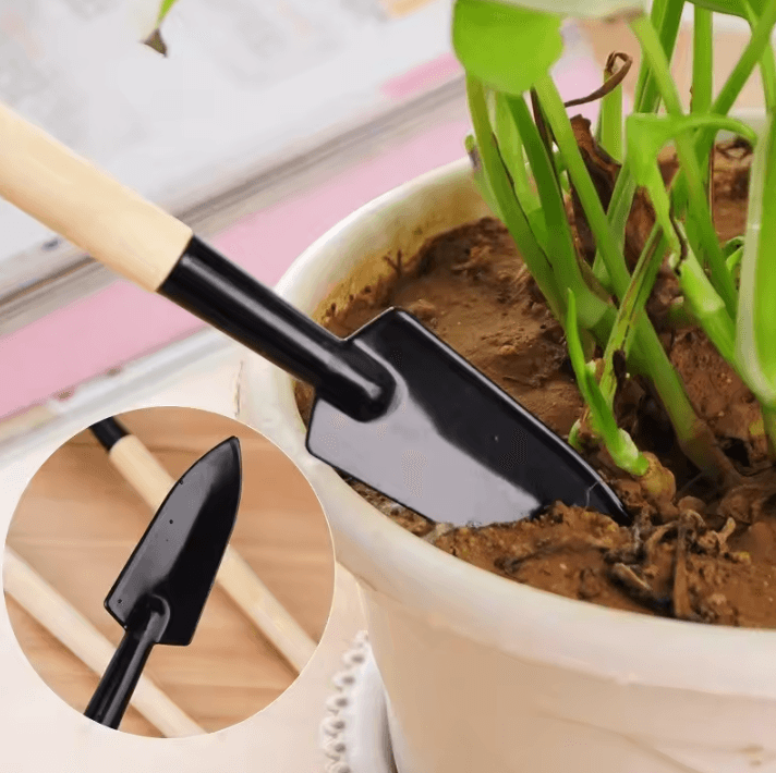 3-Piece Mini Garden Tools Set – Multi-Function Handheld Soil Shovel & Harrow Kit
