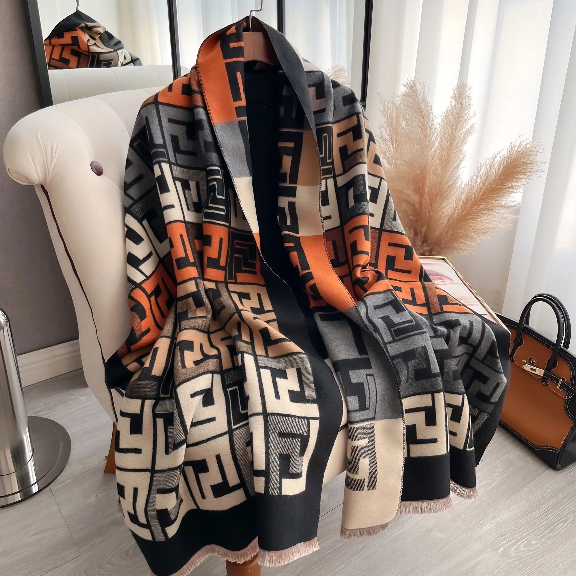 Luxury Two-Sided Print Scarf – Soft Warm Pashmina & Coldproof Winter Blanket Shawl