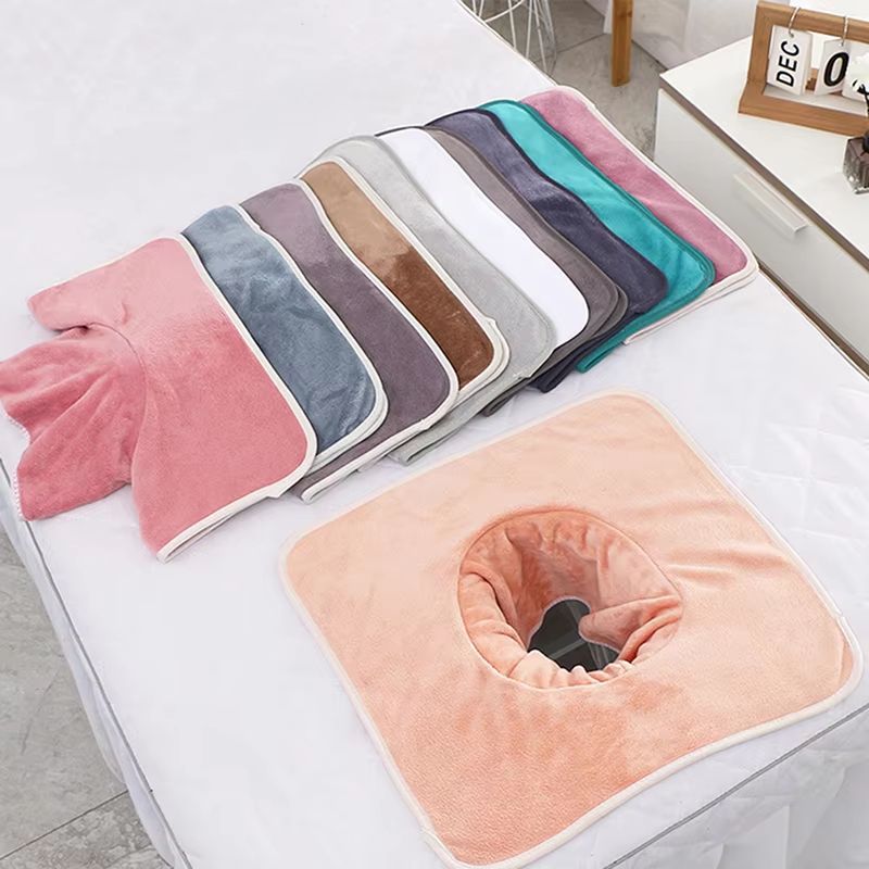 Thickened Beauty SPA Massage Table Face Towel with Hole, 13.8x13.8 in (35x35 cm)
