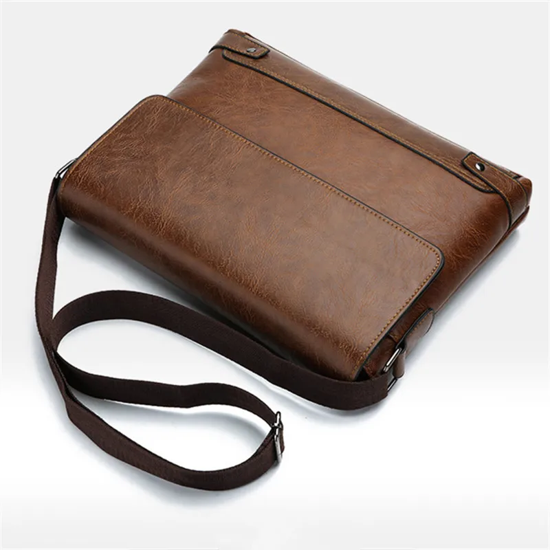 Men's Retro Leather Messenger Bag Casual Business Travel Shoulder Bag