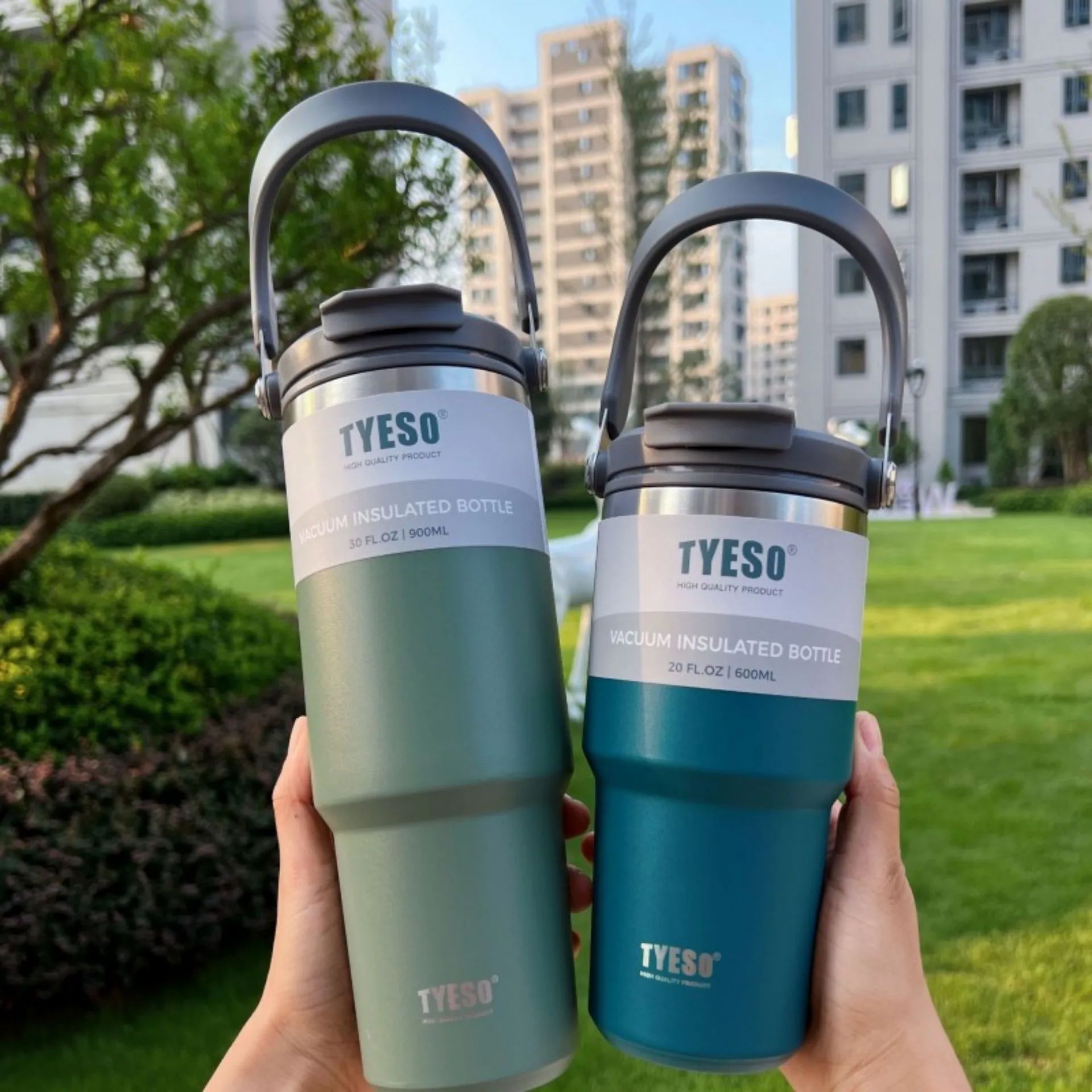 Vacuum Flask Car Water Bottle, 304 Stainless Steel Coffee Cup with Leak-Proof Lid, Handle & Non-Slip Base