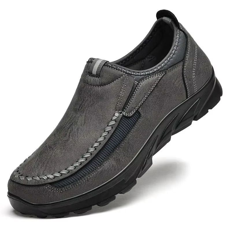 AirEase Handmade Slip-On Loafers – Men's Breathable Retro Casual Shoes
