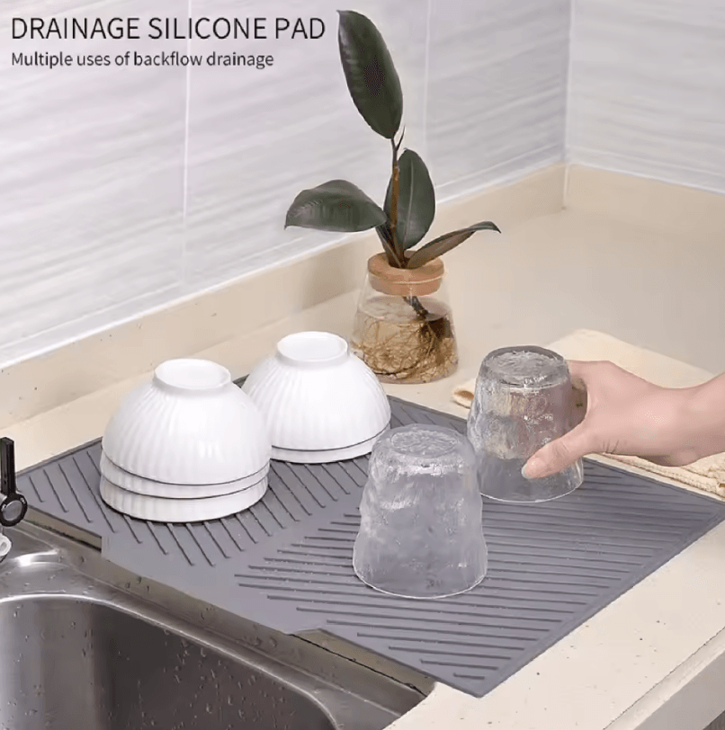 Multi-Purpose Silicone Drain Mat – Non-Slip Bar & Sink Drying Mat for Kitchen and Bathroom Use