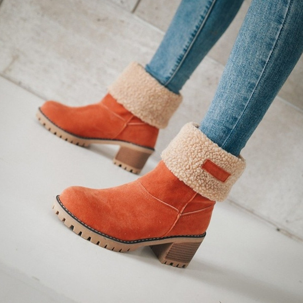 Women's Classy Block Heel Snow Boots - Flaunt Your Winter Style