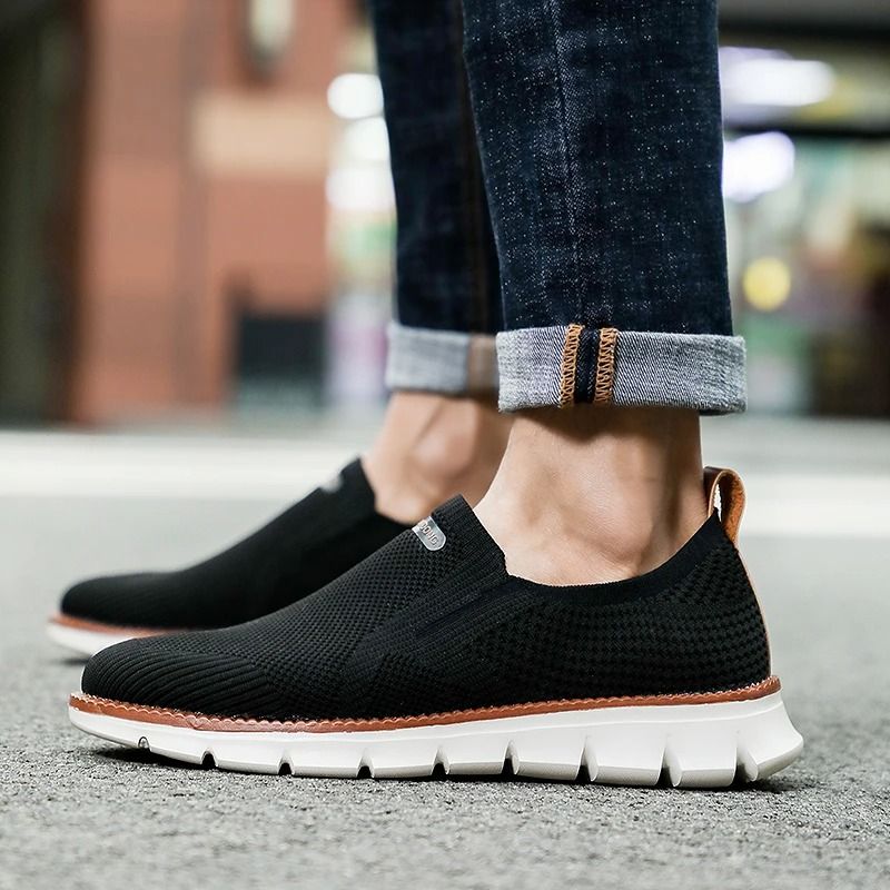 Men Breathable Mesh Loafers Lightweight Summer Fashion Trainers