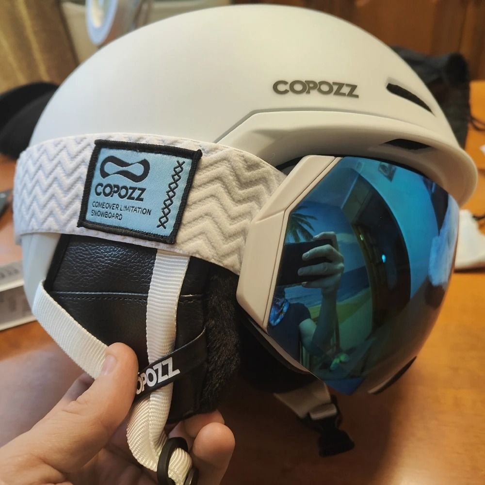 Professional Anti-Impact Snow Safety Helmet