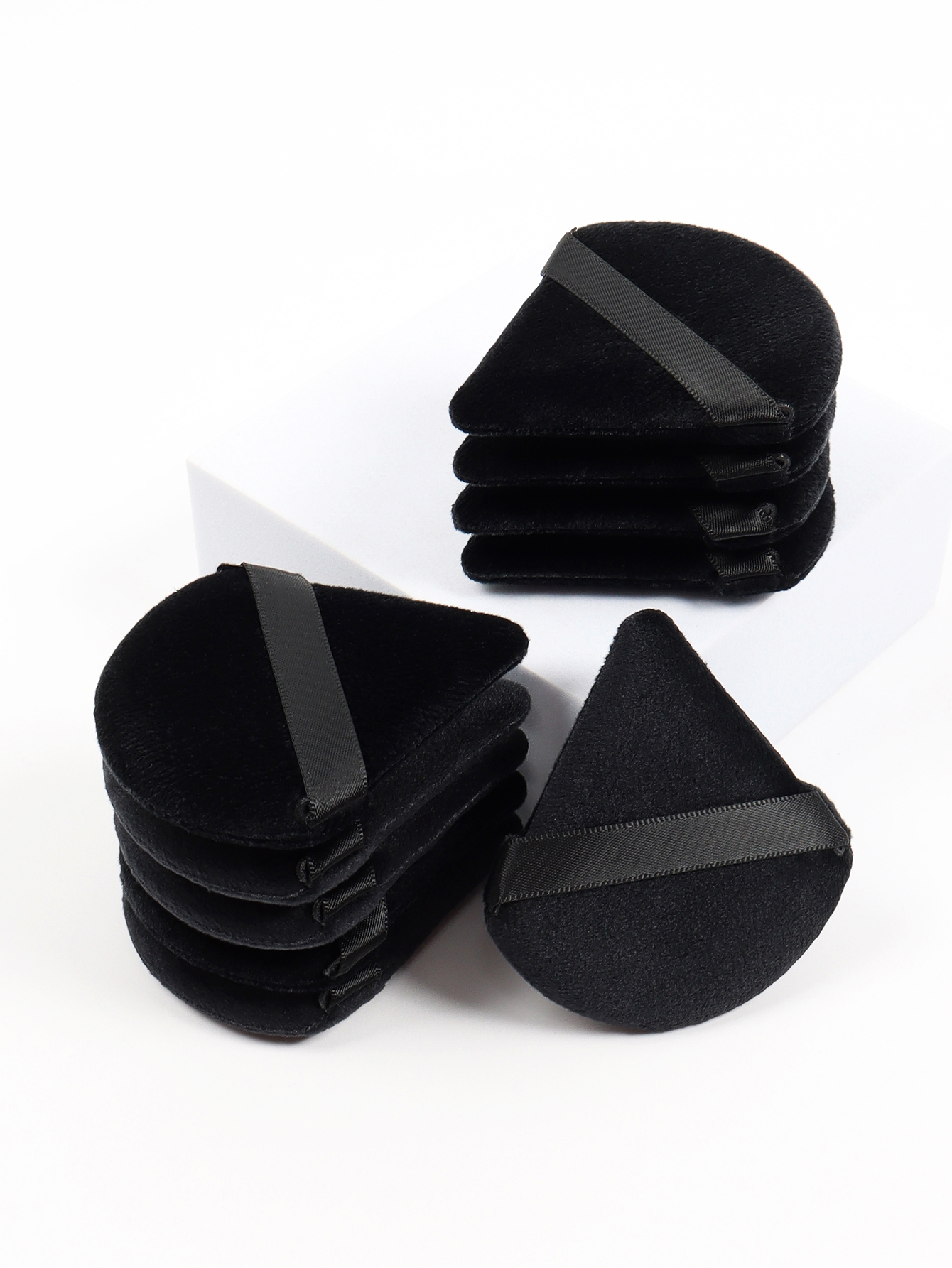 Facial Makeup Sponge, Black Triangle Powder Puff, Soft Velvet Cosmetics Puff, Beauty Foundation Make-Up Tool