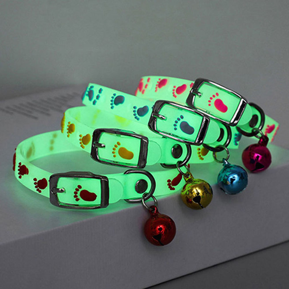 Glowing Cat Collar Luminous Anti Loss Necklace with Fluorescent Silicone & Bell for Cats & Small Dogs