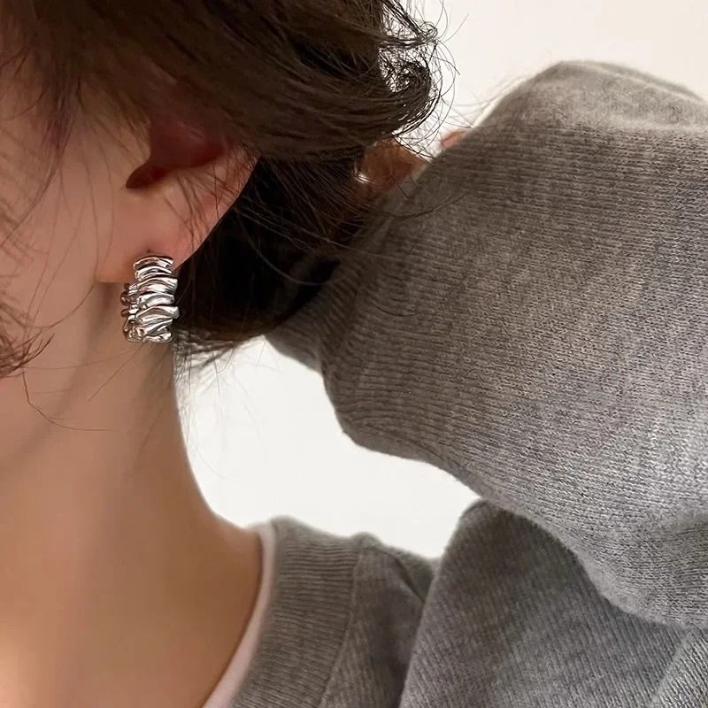 Personality Irregular Wavy Pleated Hoop Earrings