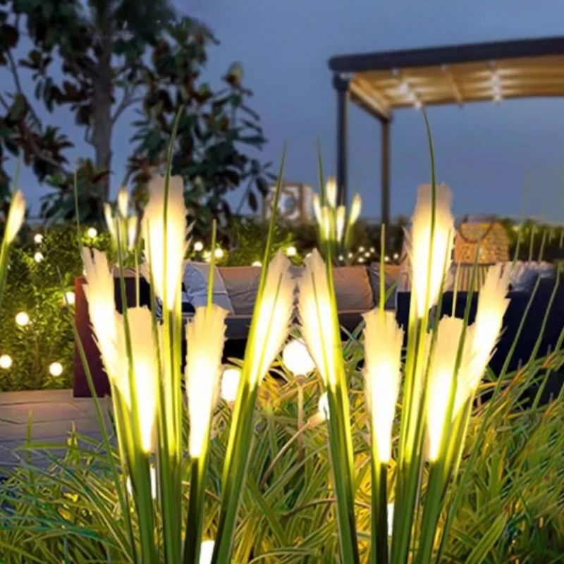Swaying-Glow Solar Reed Sconces