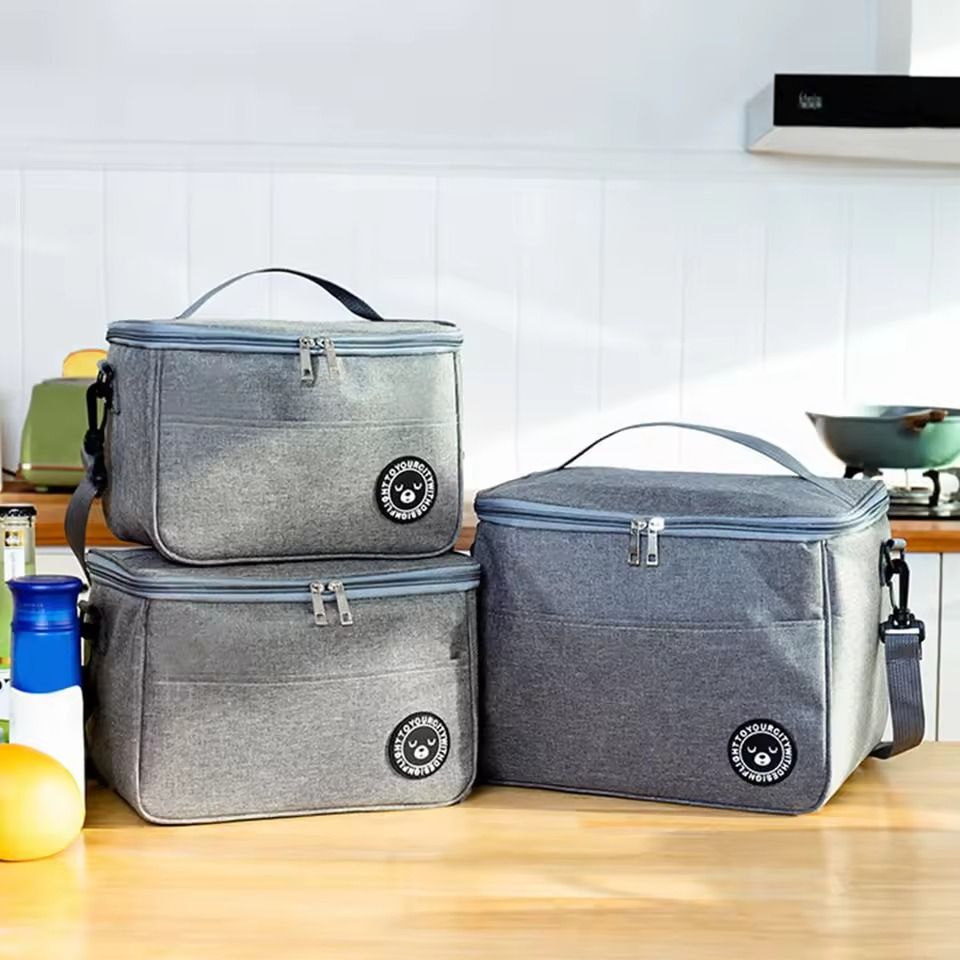 Insulated Lunch Bag with Shoulder Strap and Waterproof Lining