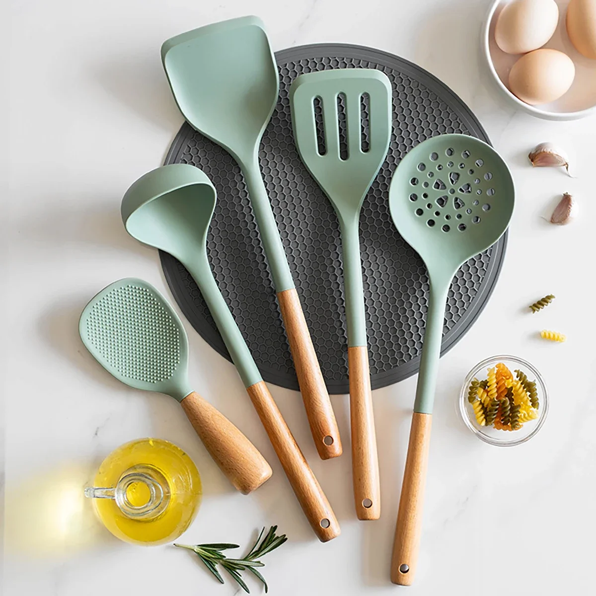 Silicone Spatula for Non Stick Pan, Wooden Handle, Heat-resistant Silicone Cooking Spoon, Kitchen Tool for Vegetable
