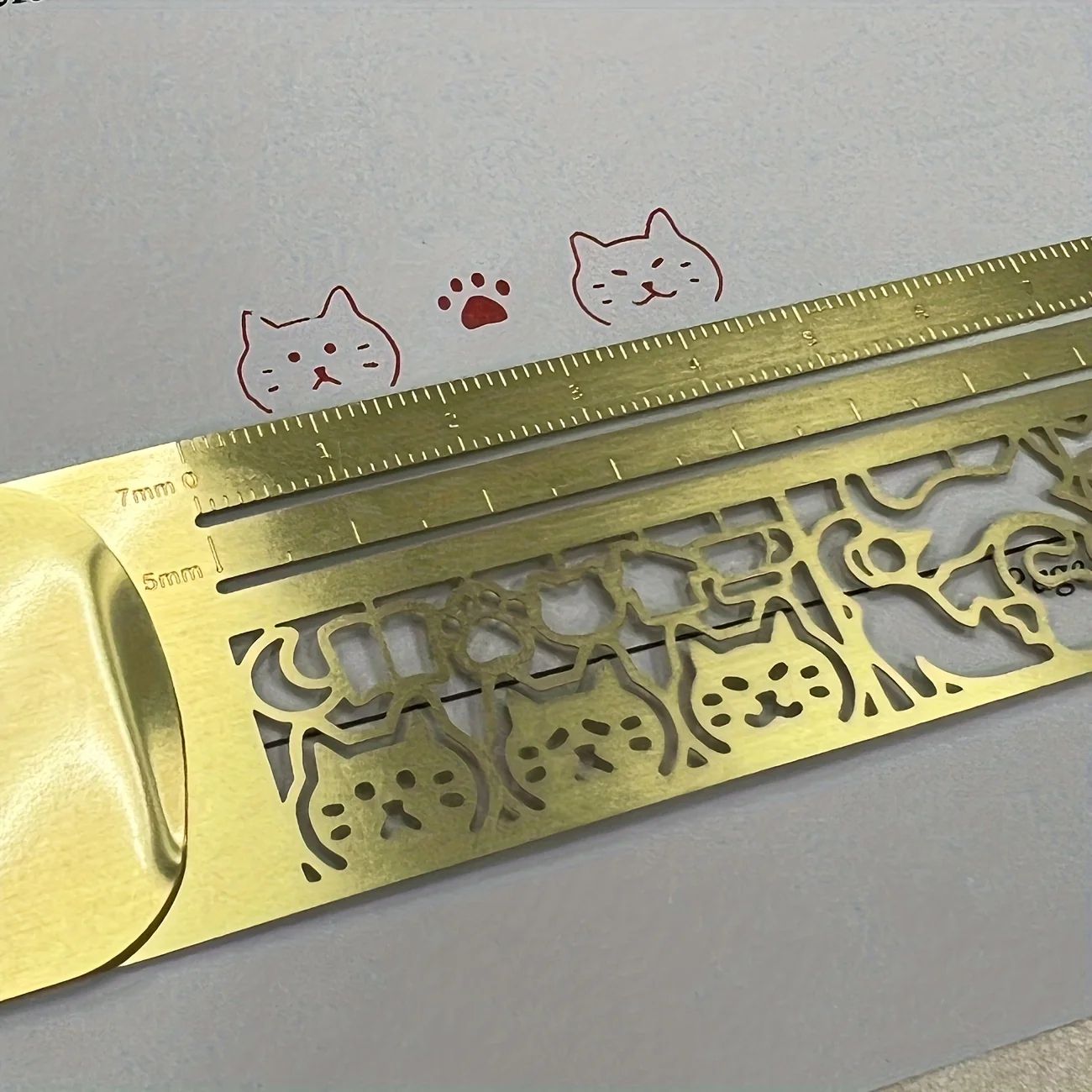 Three-in-One Cat Lover Template Ruler – Cute Cat Stencil Bookmark & Double-Sided Measuring Ruler with 20+ Designs