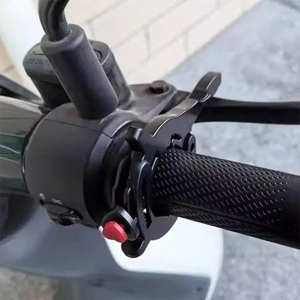 Motorcycle Throttle Cruise Control Clip – Universal Handlebar Cruise Assist Accessory
