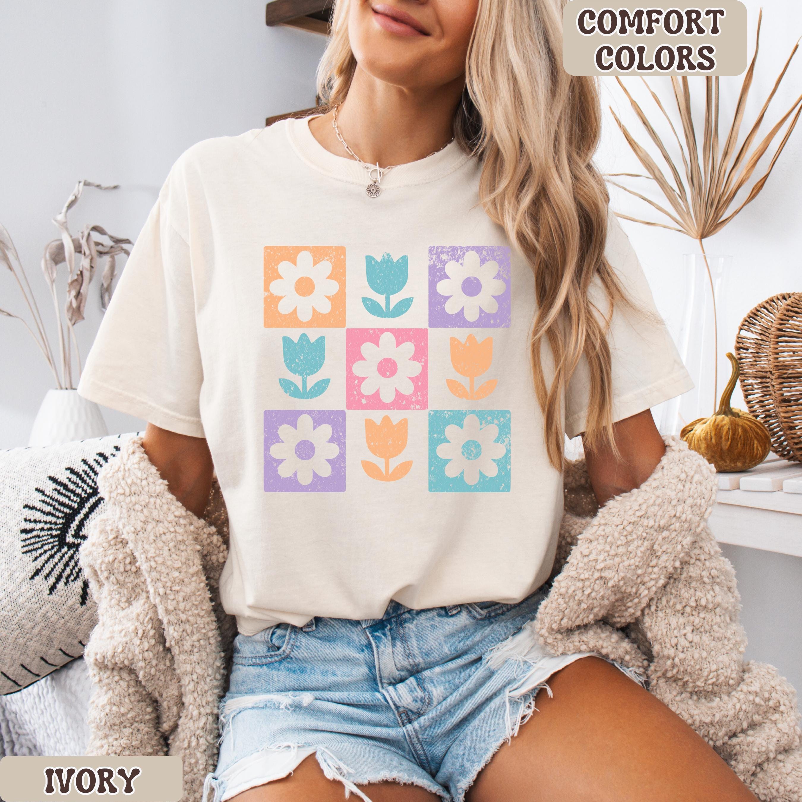 Retro Floral Shirt, Vintage Flower Graphic Tee, Cottagecore Aesthetic Shirt, Trendy Spring Summer Top