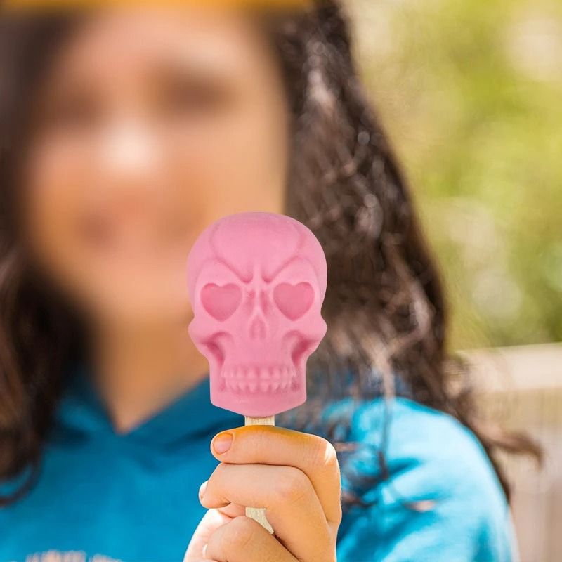 6-Cavity Skull Silicone Popsicle & Ice Mold