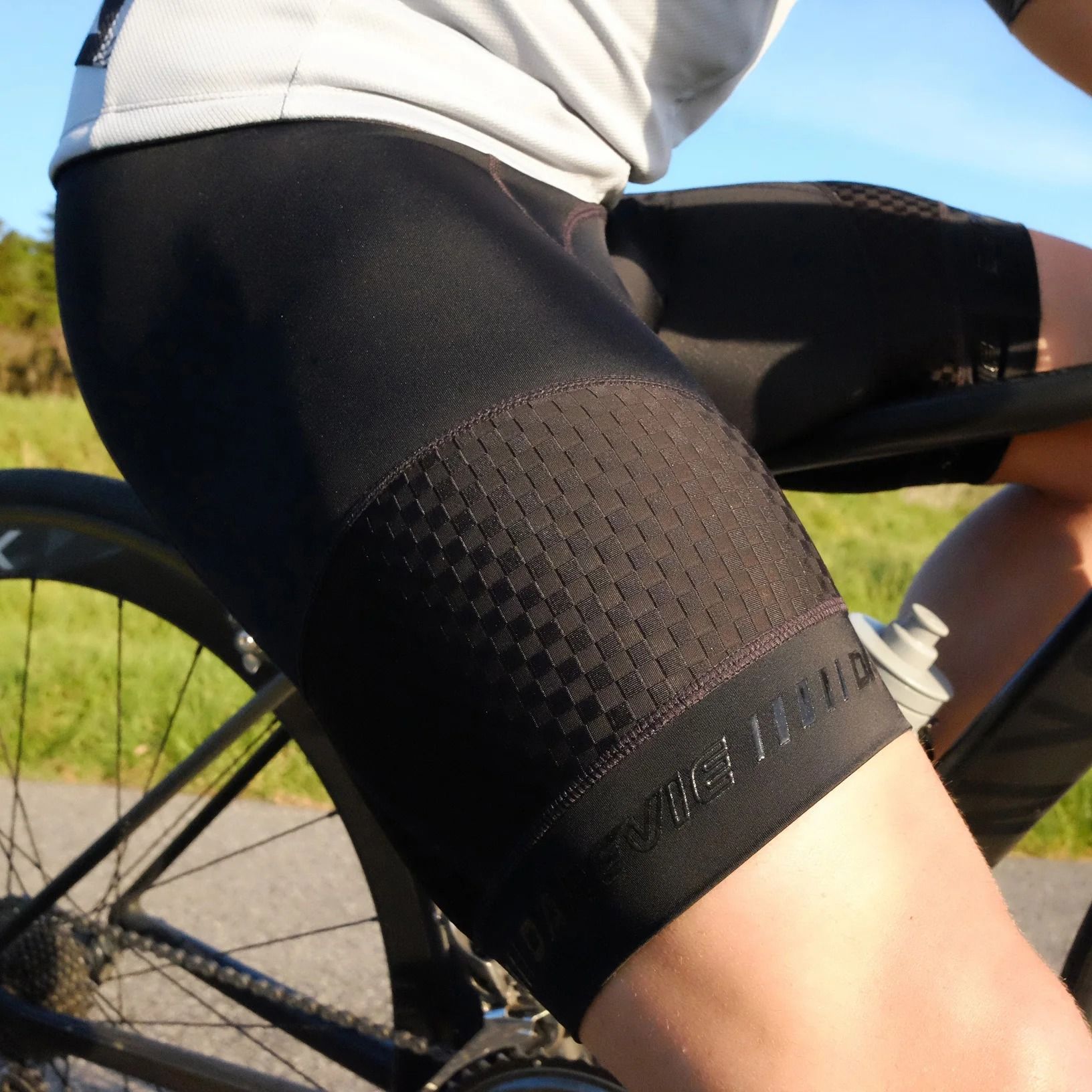 Mens Pro Level Cycling Bib Shorts with 3D Gel Pad for Road and Mountain Riding