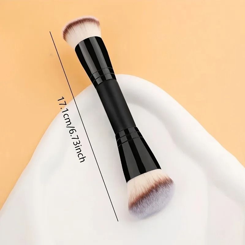 Double-Headed Foundation & Blush Brush