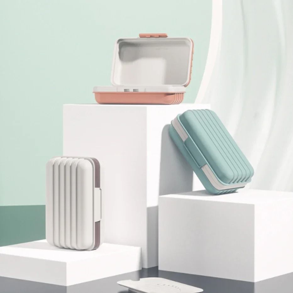 Bathroom Soap Dish with Lid Travel Soap Box Keeps Soap Dry