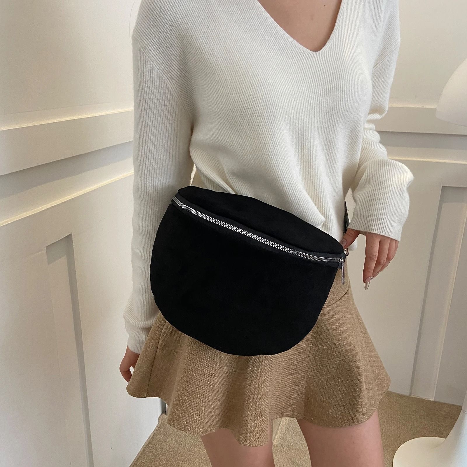 Fashion Suede Women Waist Bag Retro Half Moon Chest Bag with Wide Strap