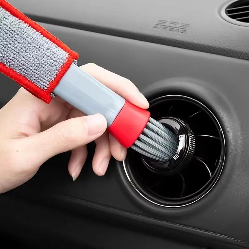 Precision Clean Multi-Purpose Car Vent & Interior Dust Brush