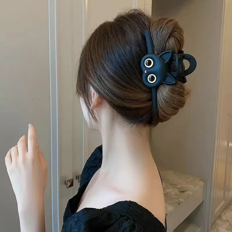 Cute Cartoon Cat Hairpins for Women – Black & White Fashion Claws Clips