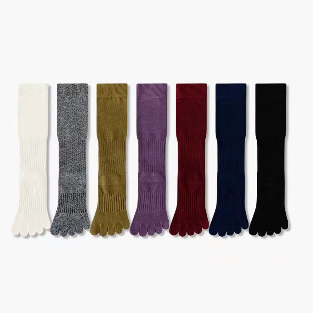 Breathable Elastic Non-Slip Compression Socks, Prevent Varicose Veins, Odorproof Athletic Soccer Stockings
