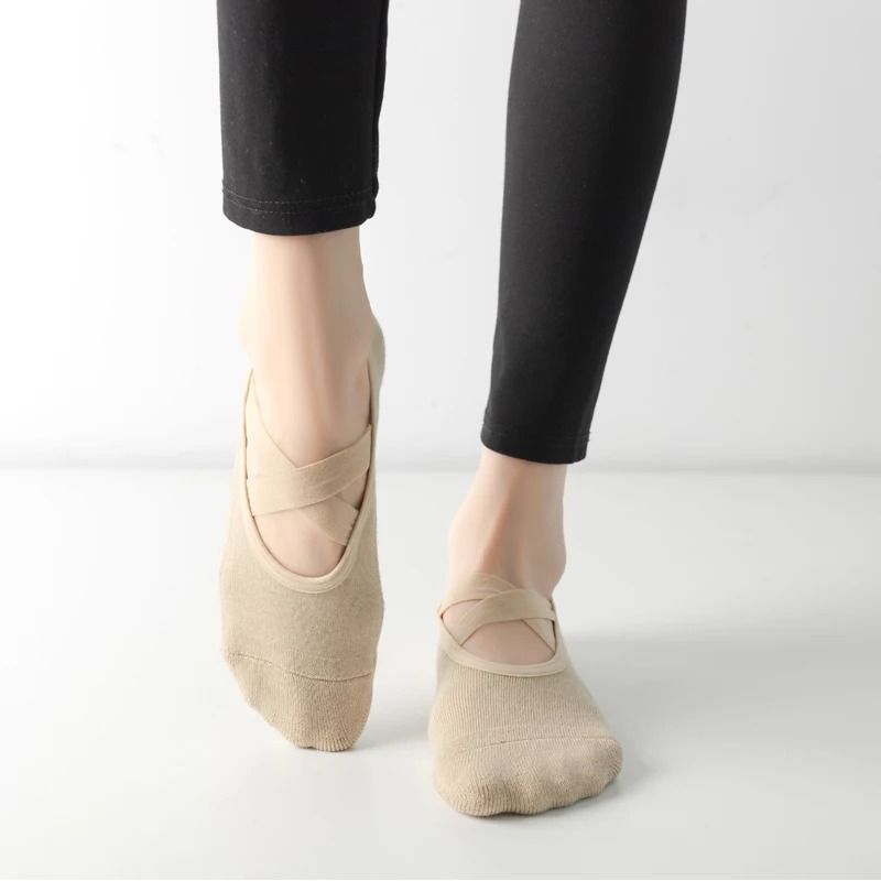 Women Breathable Towel Bottom Yoga Socks Silicone Non Slip Bandage Pilates Ladies Ballet Dance Socks