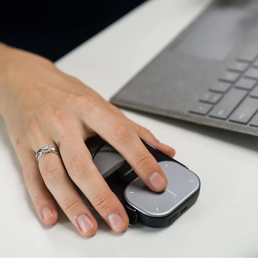Cheerdots 2 Detachable Air Mouse Wireless Touchpad with AI Voice Control