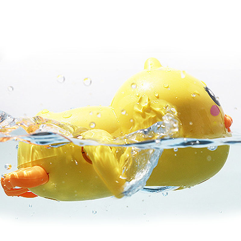 Cute Floating Duck Bath Toy for Toddlers Wind Up Swimming Bath Toy for Newborns Boys & Girls