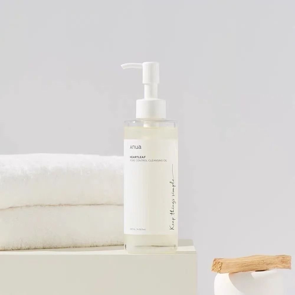 Anua Heartleaf 77 Toner and Cleansing Skincare Set