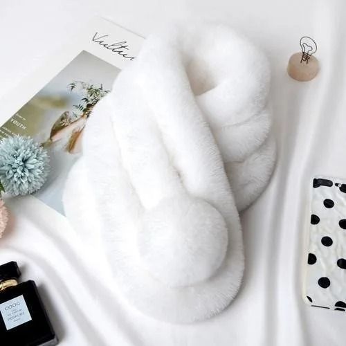 Luxurious Women's Rabbit Fur Winter Scarf – Soft, Warm & Stylish