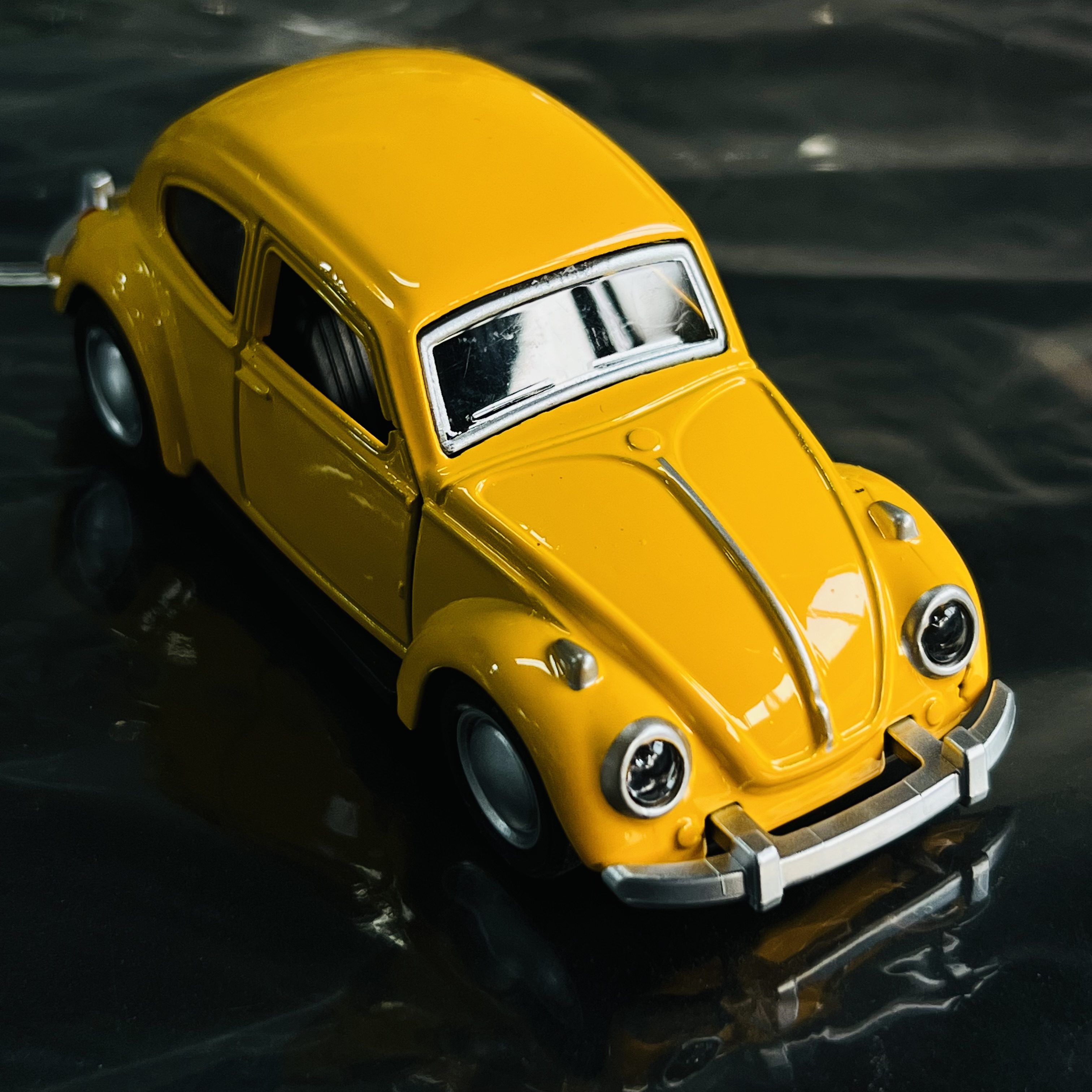 High Quality Alloy Sports Car Model  Double Door Design for Boys, Perfect for Cake Decoration and Gift Giving
