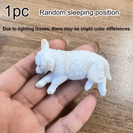 Golden Retriever Resin Car Ornament – Cute Puppy Figure for Dashboard & Tabletop Decor
