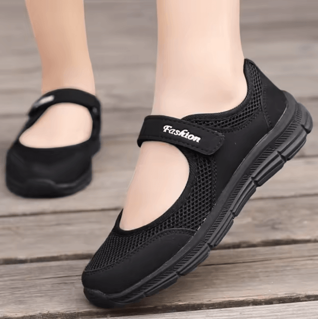 Lightweight White Vulcanized Sneakers for Women – Casual Everyday Comfort